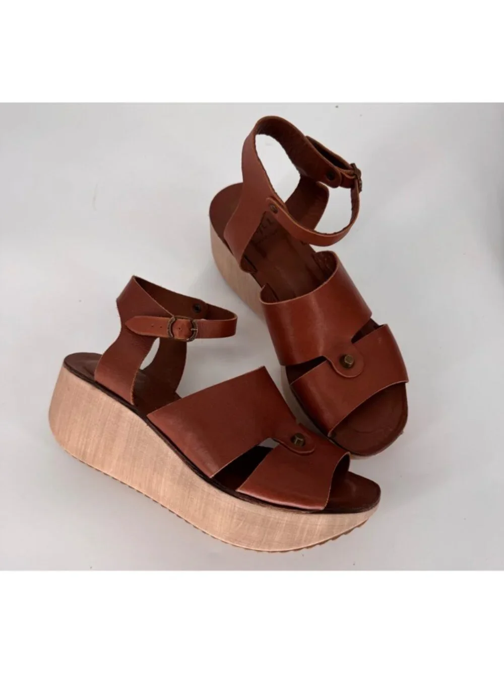 Lili Mill Brown Leather Platform Sandals Women’s Size 40 Italy Adjustable Strap - Picture 2 of 10